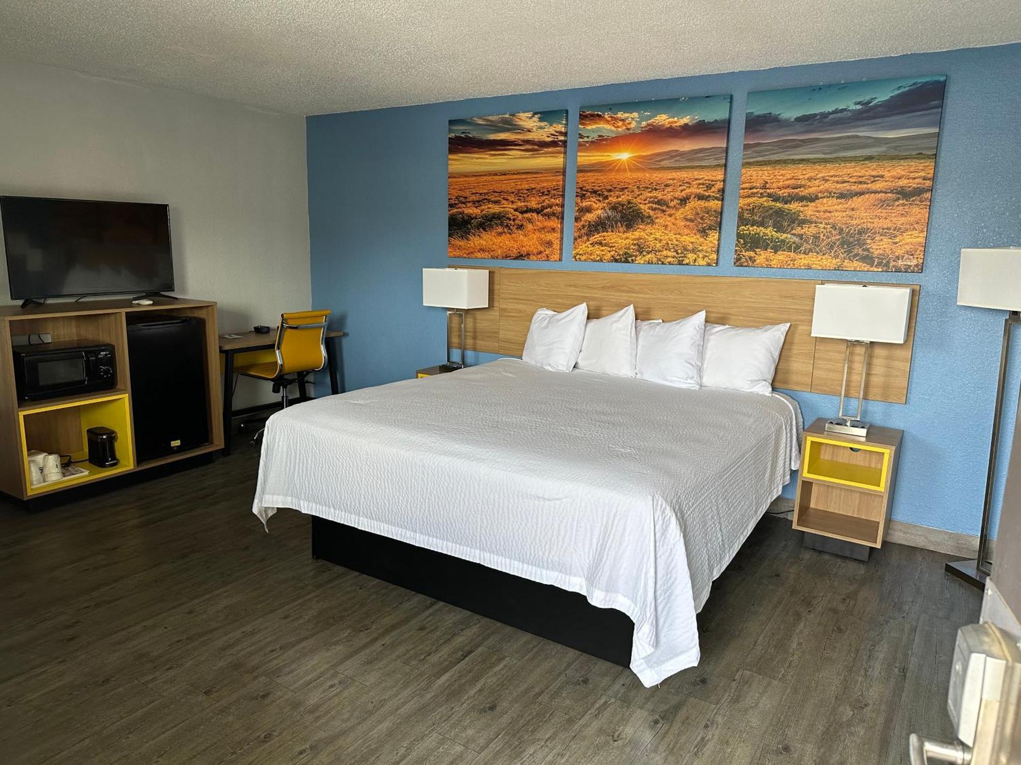 Days Inn By Wyndham Gatesville Екстериор снимка