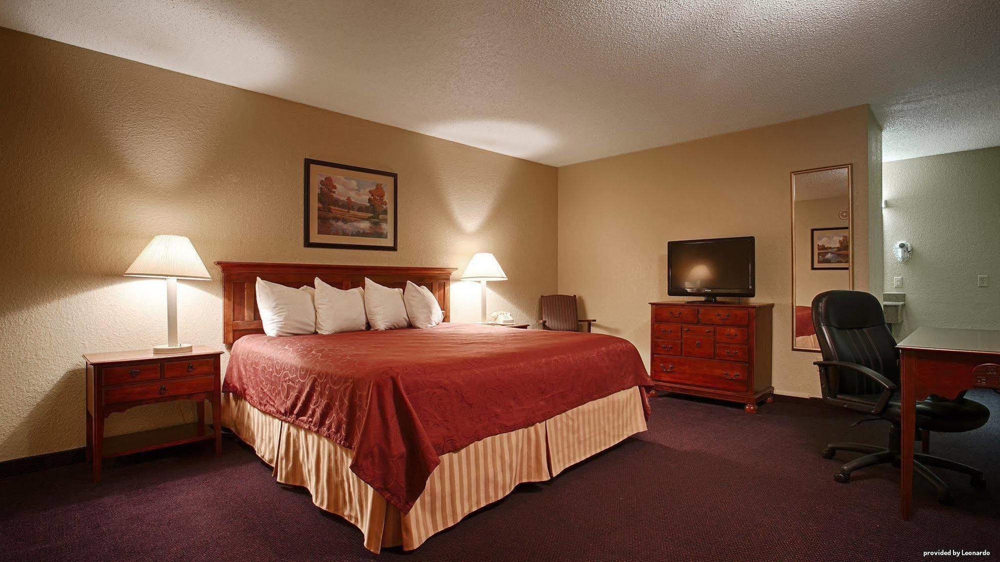 Days Inn By Wyndham Gatesville Екстериор снимка