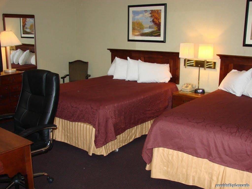 Days Inn By Wyndham Gatesville Стая снимка